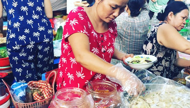 Khu ẩm thực Chợ Cồn Đà Nẵng