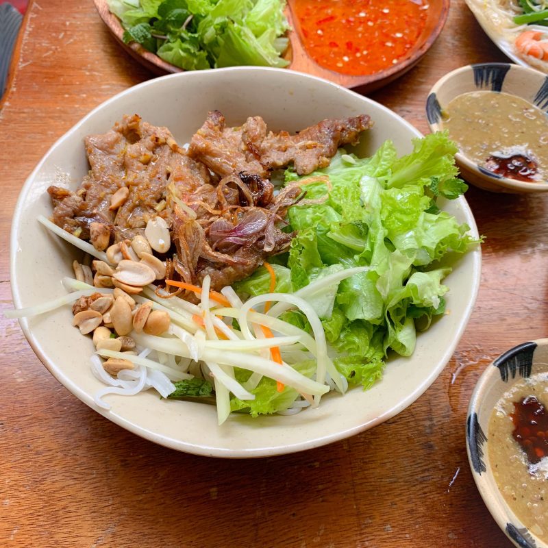 quán bún thịt nướng ngon ở Đà Nẵng