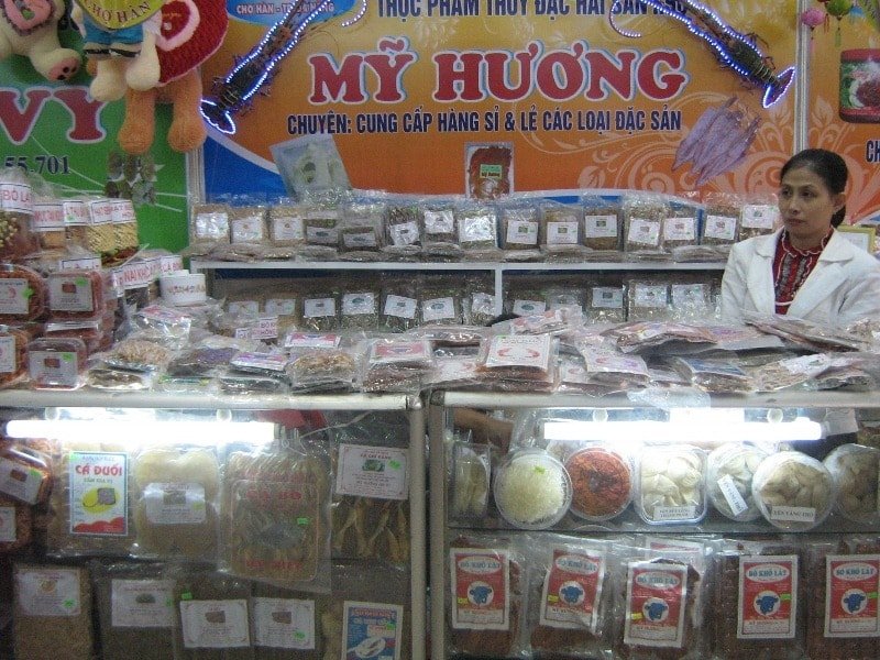 mua đặc sản Đà Nẵng